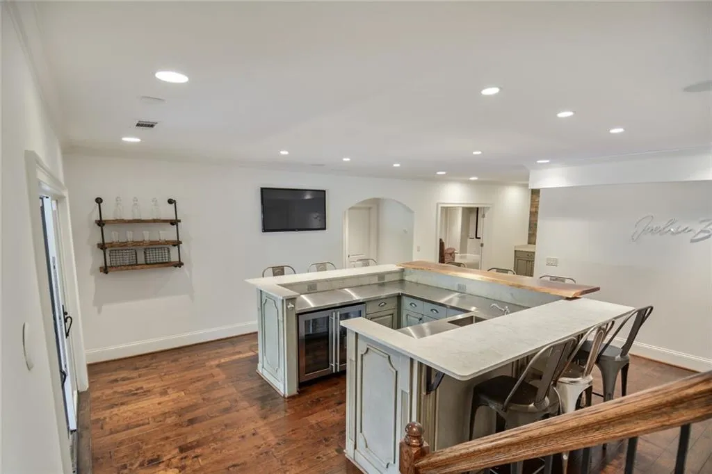 171 Johnson Ferry Road Nw, Atlanta, Georgia 30328, 6 Bedrooms Bedrooms, ,6 BathroomsBathrooms,Residential,Sold,171 Johnson Ferry Road Nw,6740089