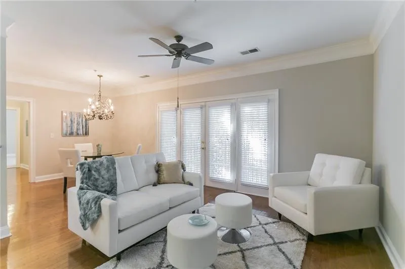 5415 Northland Drive Unit 303, Atlanta, Georgia 30342, 2 Bedrooms Bedrooms, ,2 BathroomsBathrooms,Residential,Sold,5415 Northland Drive Unit 303,6633280