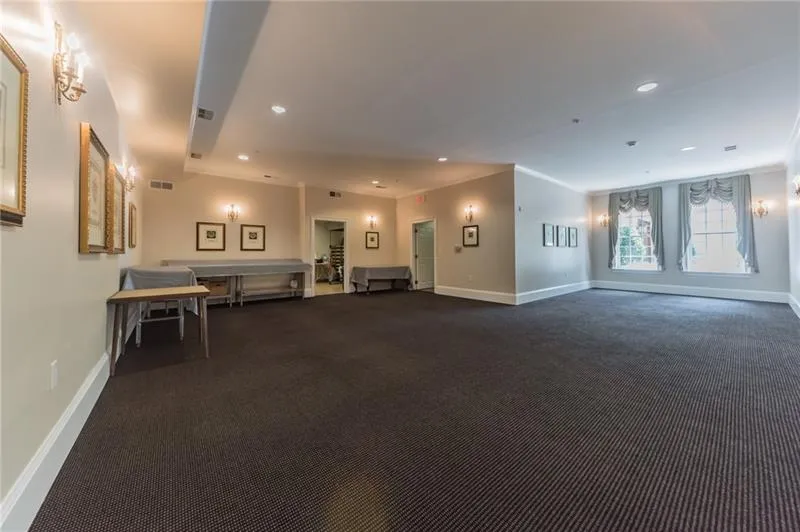 5415 Northland Drive Unit 303, Atlanta, Georgia 30342, 2 Bedrooms Bedrooms, ,2 BathroomsBathrooms,Residential,Sold,5415 Northland Drive Unit 303,6633280