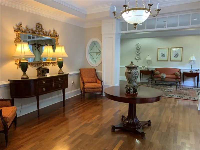 5415 Northland Drive Unit 303, Atlanta, Georgia 30342, 2 Bedrooms Bedrooms, ,2 BathroomsBathrooms,Residential,Sold,5415 Northland Drive Unit 303,6633280