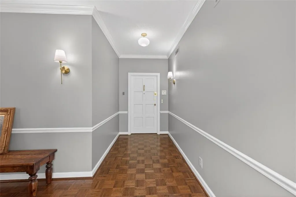 2769 Peachtree Road Ne Unit 10, Atlanta, Georgia 30305, 2 Bedrooms Bedrooms, 0 ,2 BathroomsBathrooms,Residential,For Sale,2769 Peachtree Road Ne Unit 10,7761224