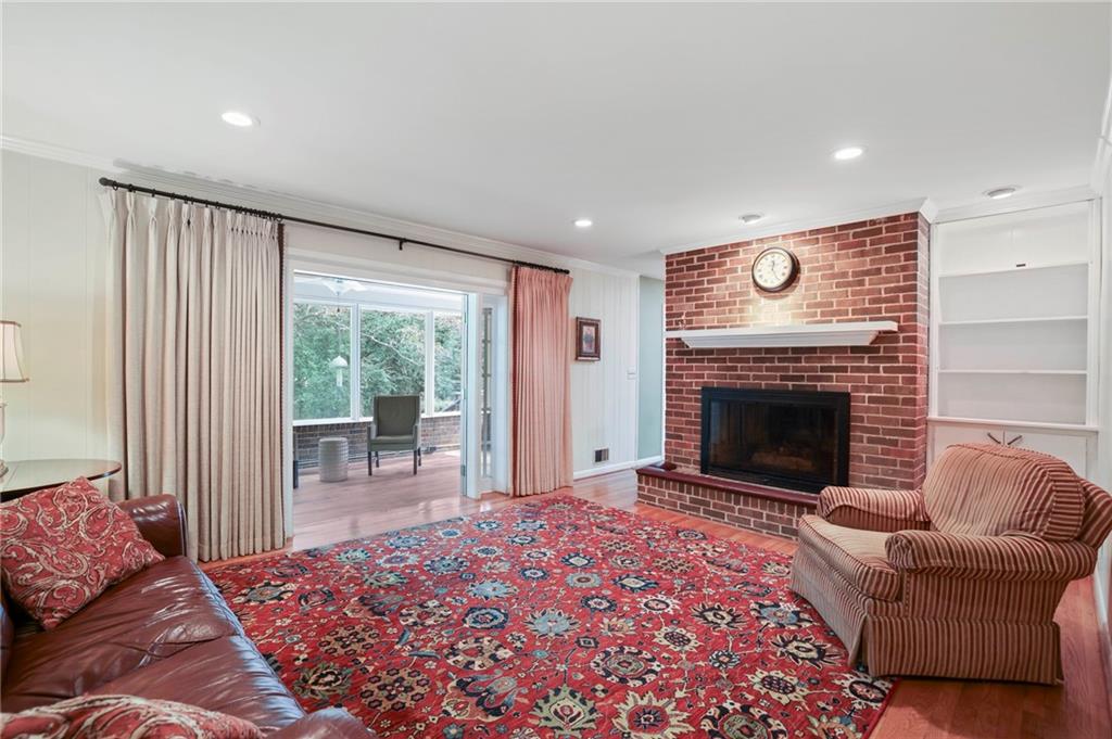 5567 Benton Woods Drive, Atlanta, Georgia 30342, 3 Bedrooms Bedrooms, ,2 BathroomsBathrooms,Residential,Sold,5567 Benton Woods Drive,7279123