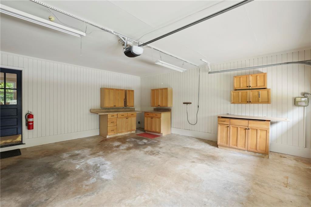 5567 Benton Woods Drive, Atlanta, Georgia 30342, 3 Bedrooms Bedrooms, ,2 BathroomsBathrooms,Residential,Sold,5567 Benton Woods Drive,7279123