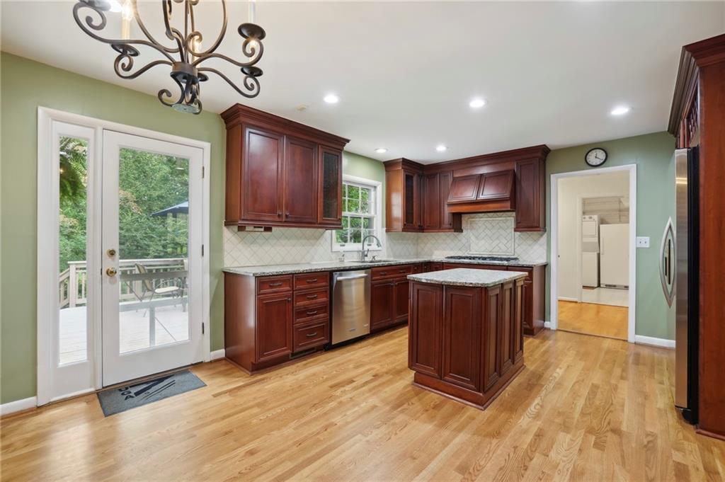 5567 Benton Woods Drive, Atlanta, Georgia 30342, 3 Bedrooms Bedrooms, ,2 BathroomsBathrooms,Residential,Sold,5567 Benton Woods Drive,7279123