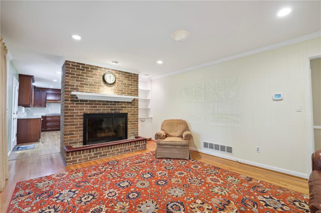 5567 Benton Woods Drive, Atlanta, Georgia 30342, 3 Bedrooms Bedrooms, ,2 BathroomsBathrooms,Residential,Sold,5567 Benton Woods Drive,7279123