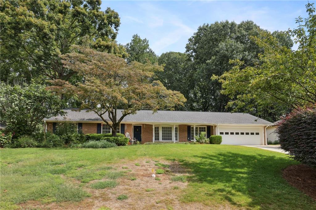 5567 Benton Woods Drive, Atlanta, Georgia 30342, 3 Bedrooms Bedrooms, ,2 BathroomsBathrooms,Residential,Sold,5567 Benton Woods Drive,7279123