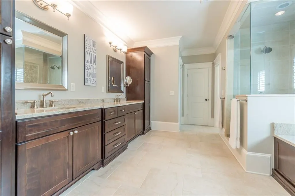 480 Highbrook Drive Ne, Sandy Springs, Georgia 30342, 5 Bedrooms Bedrooms, ,5 BathroomsBathrooms,Residential,Sold,480 Highbrook Drive Ne,6938662