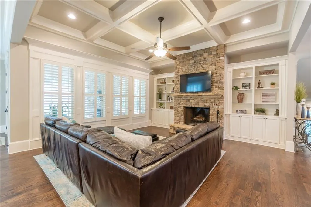 480 Highbrook Drive Ne, Sandy Springs, Georgia 30342, 5 Bedrooms Bedrooms, ,5 BathroomsBathrooms,Residential,Sold,480 Highbrook Drive Ne,6938662