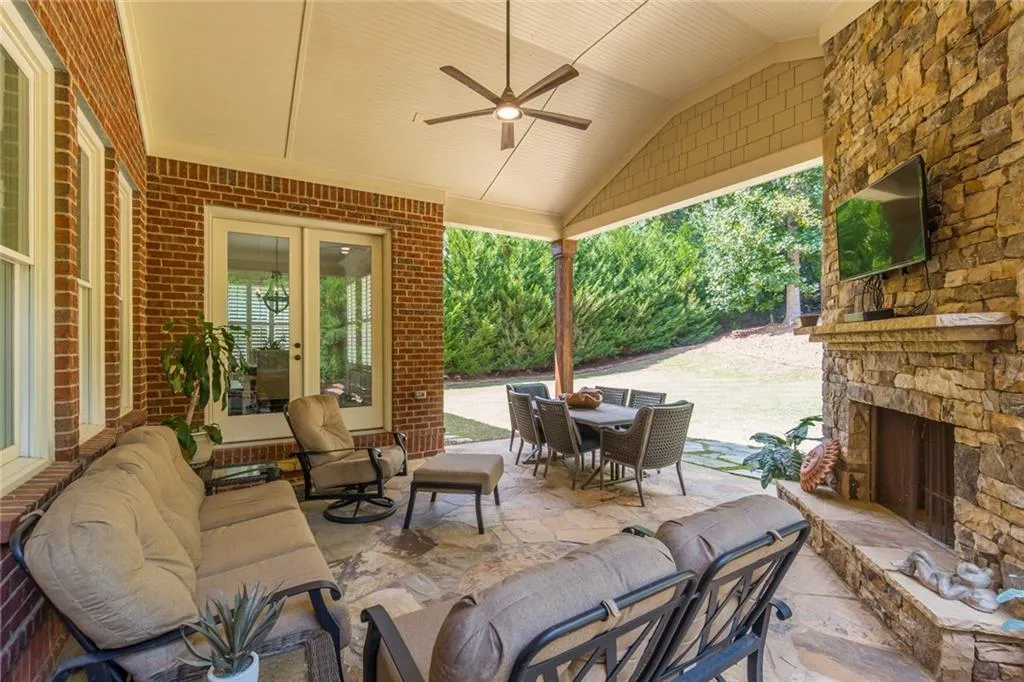 480 Highbrook Drive Ne, Sandy Springs, Georgia 30342, 5 Bedrooms Bedrooms, ,5 BathroomsBathrooms,Residential,Sold,480 Highbrook Drive Ne,6938662