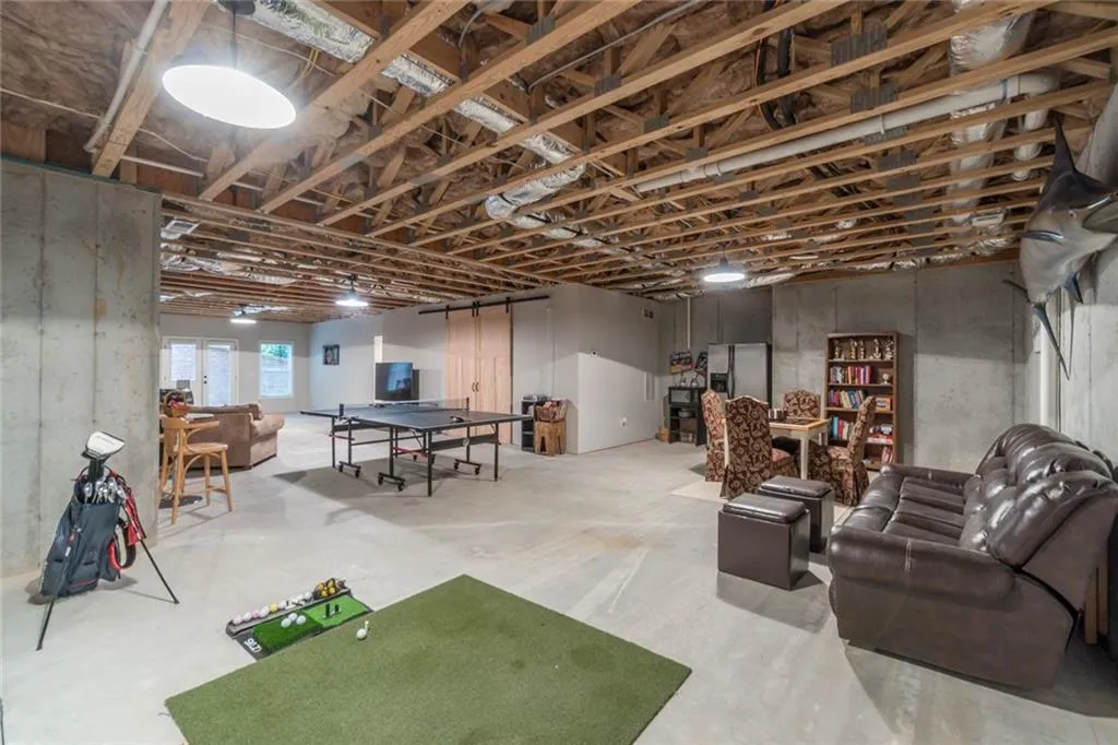 480 Highbrook Drive Ne, Sandy Springs, Georgia 30342, 5 Bedrooms Bedrooms, ,5 BathroomsBathrooms,Residential,Sold,480 Highbrook Drive Ne,6938662