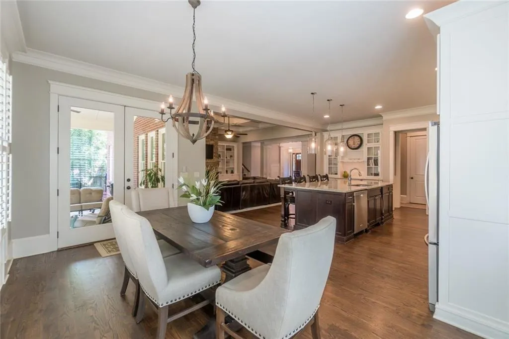 480 Highbrook Drive Ne, Sandy Springs, Georgia 30342, 5 Bedrooms Bedrooms, ,5 BathroomsBathrooms,Residential,Sold,480 Highbrook Drive Ne,6938662