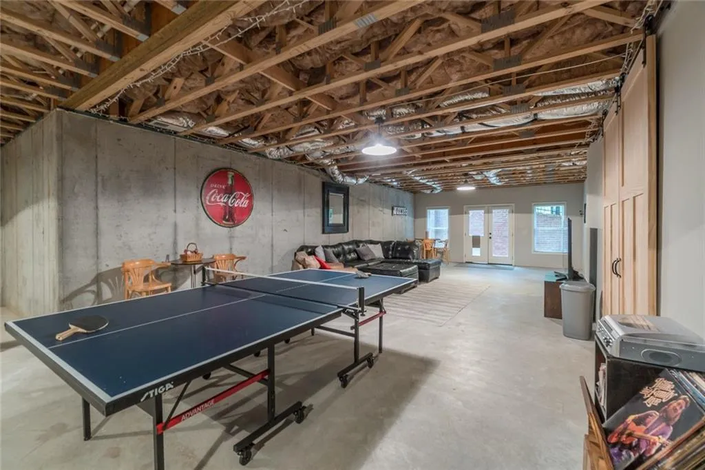 480 Highbrook Drive Ne, Sandy Springs, Georgia 30342, 5 Bedrooms Bedrooms, ,5 BathroomsBathrooms,Residential,Sold,480 Highbrook Drive Ne,6938662