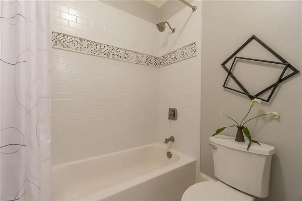 480 Highbrook Drive Ne, Sandy Springs, Georgia 30342, 5 Bedrooms Bedrooms, ,5 BathroomsBathrooms,Residential,Sold,480 Highbrook Drive Ne,6938662