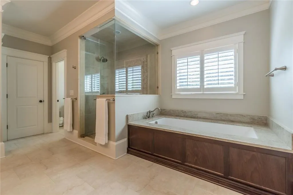 480 Highbrook Drive Ne, Sandy Springs, Georgia 30342, 5 Bedrooms Bedrooms, ,5 BathroomsBathrooms,Residential,Sold,480 Highbrook Drive Ne,6938662