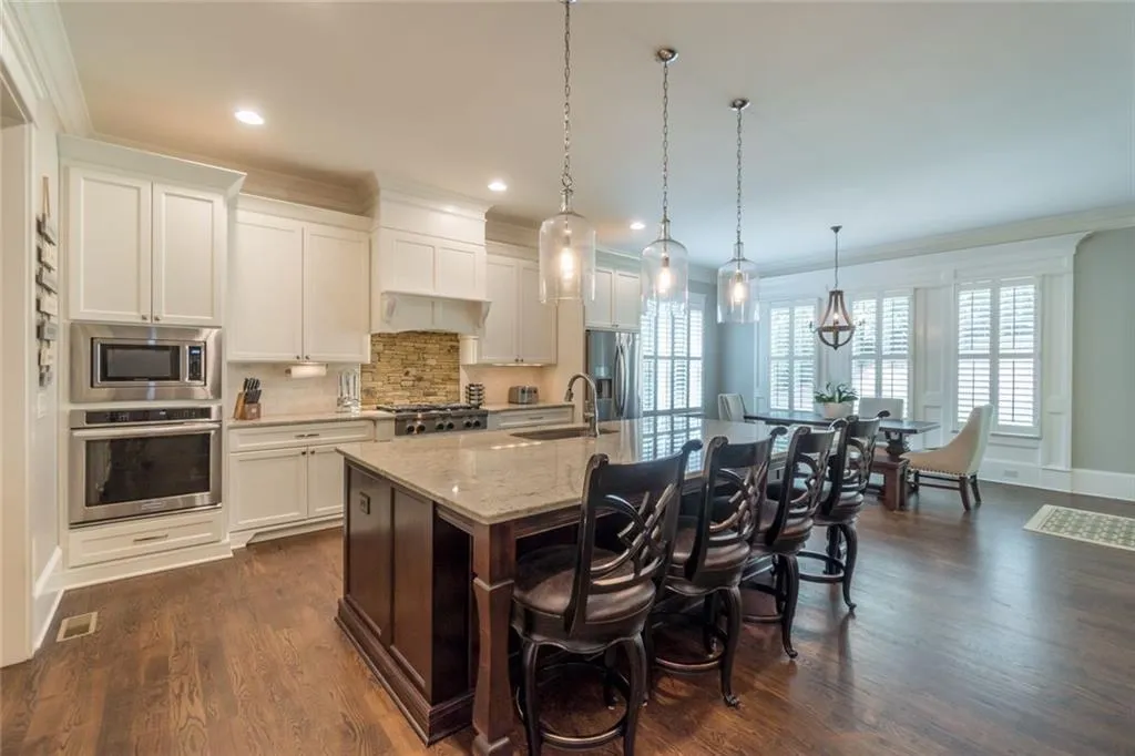 480 Highbrook Drive Ne, Sandy Springs, Georgia 30342, 5 Bedrooms Bedrooms, ,5 BathroomsBathrooms,Residential,Sold,480 Highbrook Drive Ne,6938662