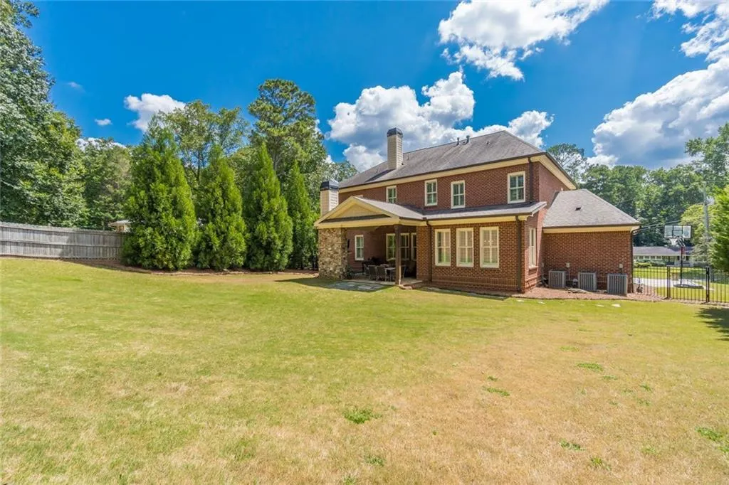 480 Highbrook Drive Ne, Sandy Springs, Georgia 30342, 5 Bedrooms Bedrooms, ,5 BathroomsBathrooms,Residential,Sold,480 Highbrook Drive Ne,6938662