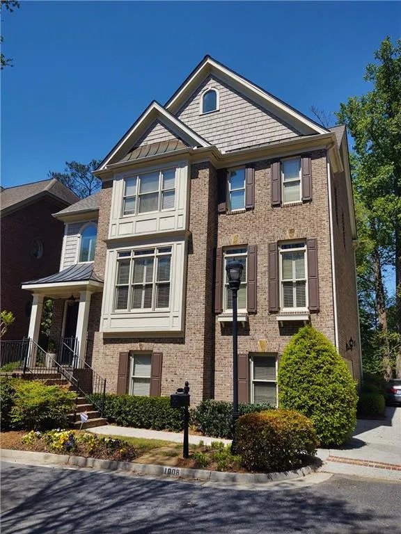 1008 Madeline Lane, Atlanta, Georgia 30350, 5 Bedrooms Bedrooms, ,3 BathroomsBathrooms,Residential,Sold,1008 Madeline Lane,6869490
