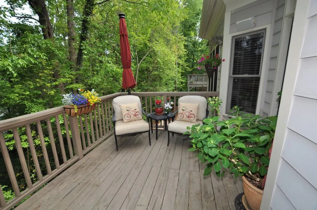 1008 Madeline Lane, Atlanta, Georgia 30350, 5 Bedrooms Bedrooms, ,3 BathroomsBathrooms,Residential,Sold,1008 Madeline Lane,6869490