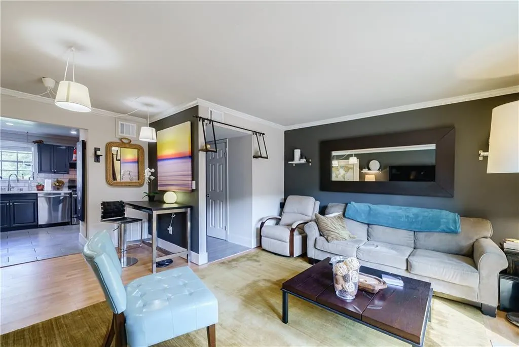 5696 Kingsport Drive Unit 5696, Sandy Springs, Georgia 30342, 2 Bedrooms Bedrooms, ,1 BathroomBathrooms,Residential,Sold,5696 Kingsport Drive Unit 5696,7116783