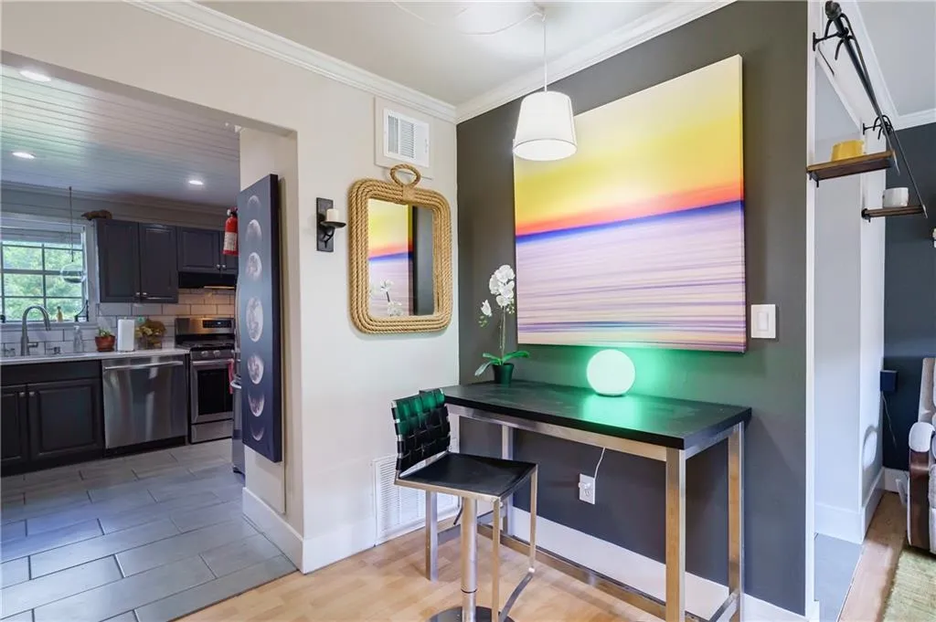5696 Kingsport Drive Unit 5696, Sandy Springs, Georgia 30342, 2 Bedrooms Bedrooms, ,1 BathroomBathrooms,Residential,Sold,5696 Kingsport Drive Unit 5696,7116783