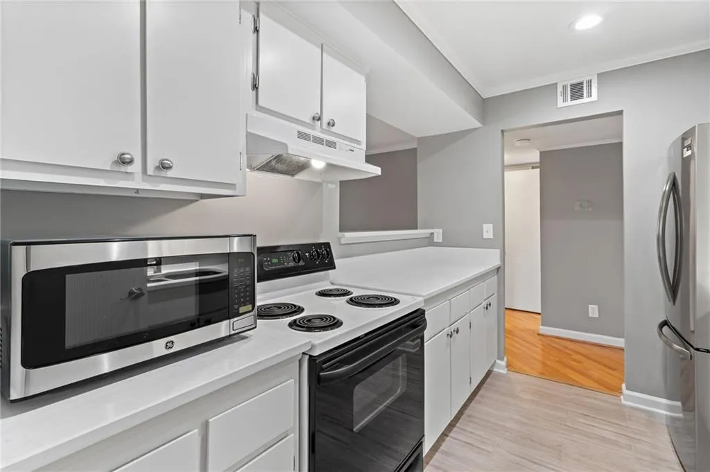 1508 Wingate Way, Atlanta, Georgia 30350, 1 Bedroom Bedrooms, ,1 BathroomBathrooms,Residential,Sold,1508 Wingate Way,7544977