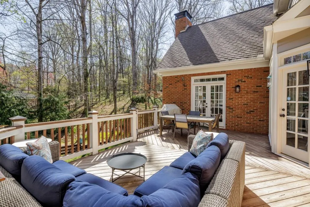 7465 Chestwick Court, Sandy Springs, Georgia 30350, 5 Bedrooms Bedrooms, ,4 BathroomsBathrooms,Residential,Sold,7465 Chestwick Court,7189558