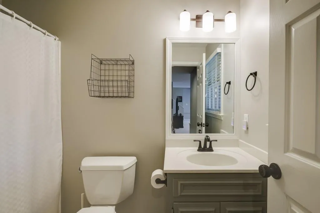 7465 Chestwick Court, Sandy Springs, Georgia 30350, 5 Bedrooms Bedrooms, ,4 BathroomsBathrooms,Residential,Sold,7465 Chestwick Court,7189558