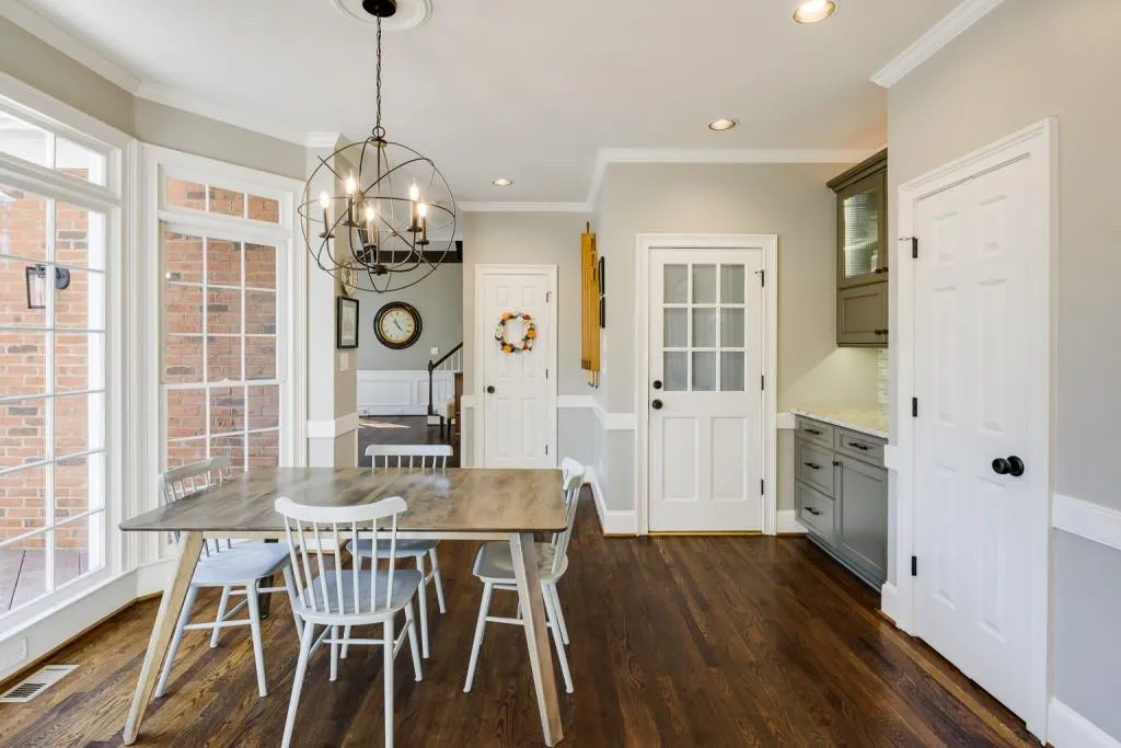 7465 Chestwick Court, Sandy Springs, Georgia 30350, 5 Bedrooms Bedrooms, ,4 BathroomsBathrooms,Residential,Sold,7465 Chestwick Court,7189558