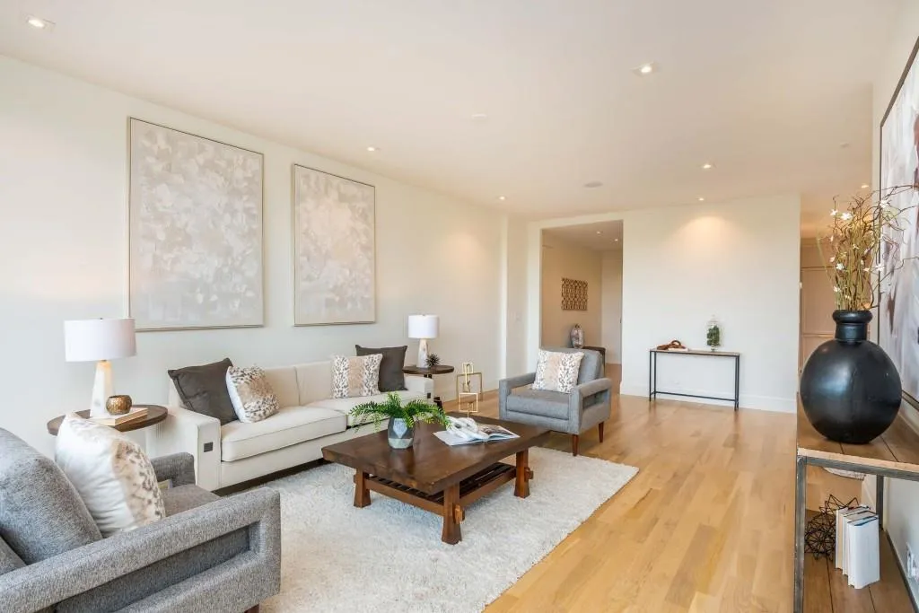 2575 Peachtree Road Ne Unit 9h, Atlanta, Georgia 30305, 1 Bedroom Bedrooms, ,1 BathroomBathrooms,Residential,For Sale,2575 Peachtree Road Ne Unit 9h,7629049