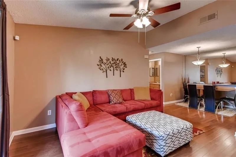 521 Granville Court, Atlanta, Georgia 30328, 1 Bedroom Bedrooms, ,1 BathroomBathrooms,Residential,Sold,521 Granville Court,6089049