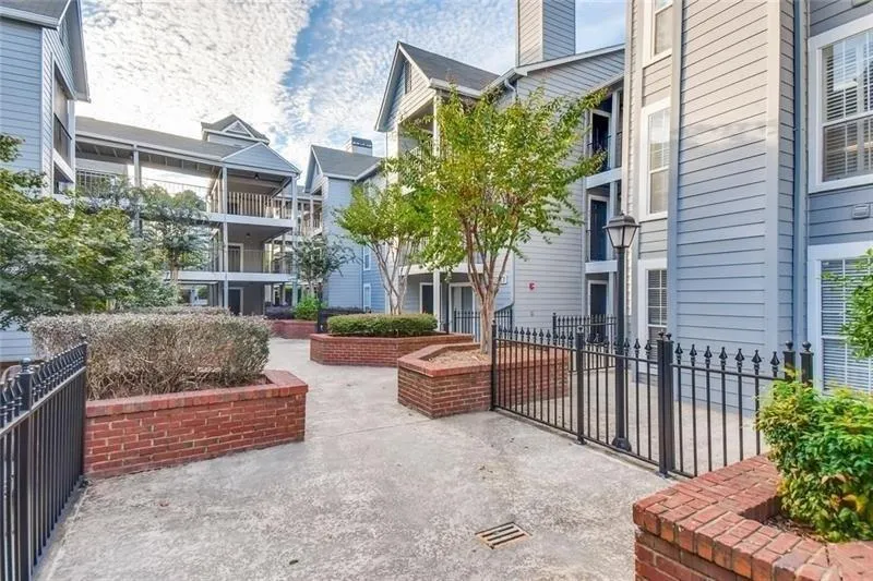 521 Granville Court, Atlanta, Georgia 30328, 1 Bedroom Bedrooms, ,1 BathroomBathrooms,Residential,Sold,521 Granville Court,6089049