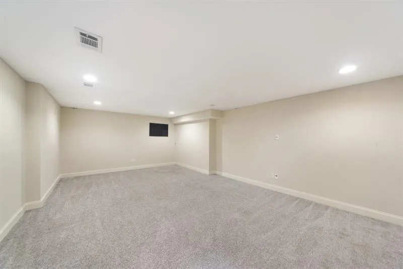 630 Glenairy Drive, Sandy Springs, Georgia 30328, 6 Bedrooms Bedrooms, ,5 BathroomsBathrooms,Residential,Sold,630 Glenairy Drive,7008135