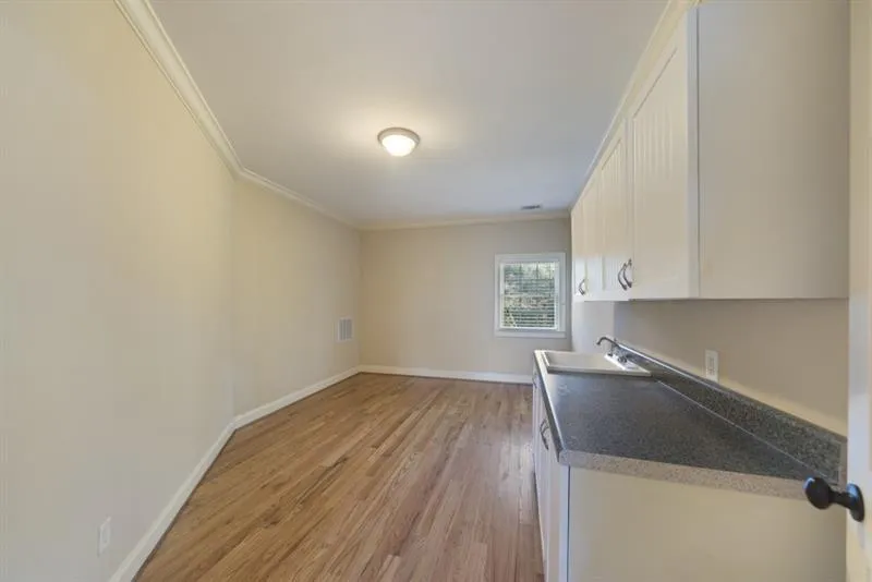 630 Glenairy Drive, Sandy Springs, Georgia 30328, 6 Bedrooms Bedrooms, ,5 BathroomsBathrooms,Residential,Sold,630 Glenairy Drive,7008135