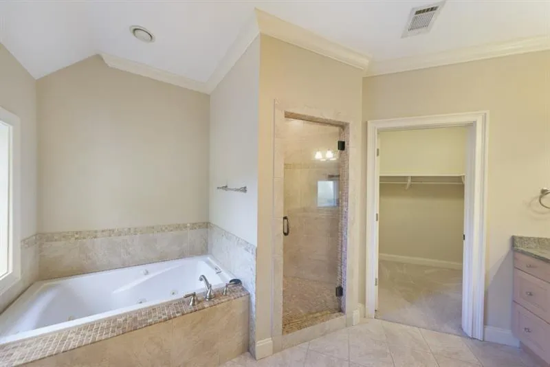 630 Glenairy Drive, Sandy Springs, Georgia 30328, 6 Bedrooms Bedrooms, ,5 BathroomsBathrooms,Residential,Sold,630 Glenairy Drive,7008135