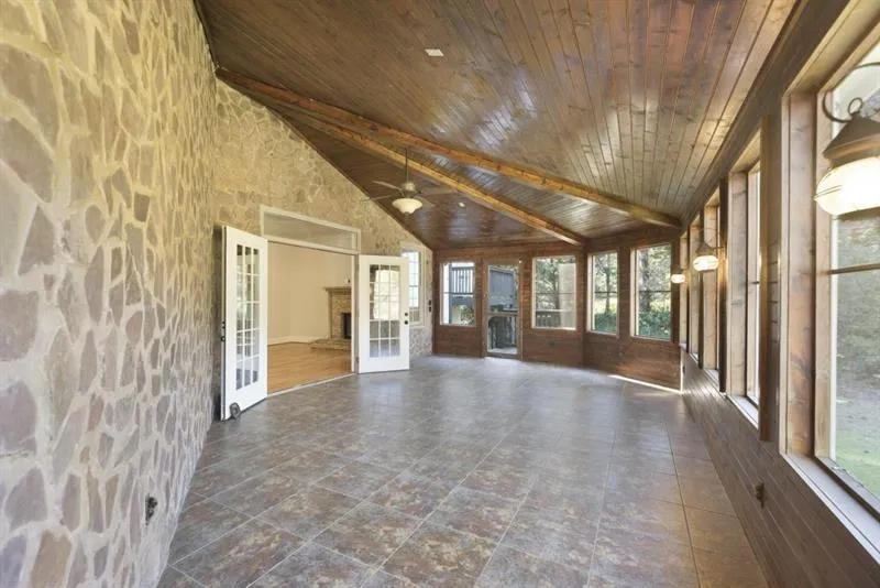 630 Glenairy Drive, Sandy Springs, Georgia 30328, 6 Bedrooms Bedrooms, ,5 BathroomsBathrooms,Residential,Sold,630 Glenairy Drive,7008135
