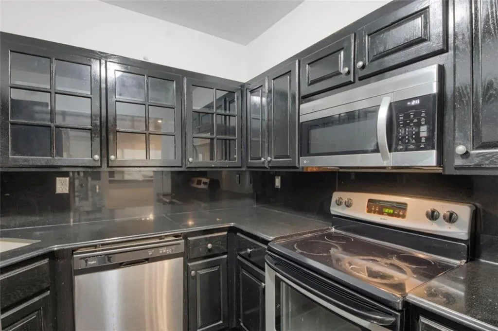 2870 Pharr Court South Nw Unit 2006, Atlanta, Georgia 30305, 2 Bedrooms Bedrooms, ,2 BathroomsBathrooms,Residential,For Sale,2870 Pharr Court South Nw Unit 2006,7633181