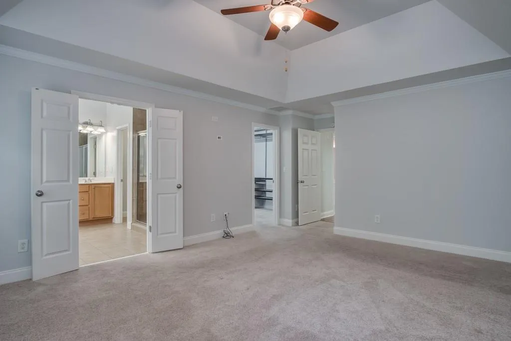 5559 Julian Place, Sandy Springs, Georgia 30342, 4 Bedrooms Bedrooms, ,3 BathroomsBathrooms,Residential,Sold,5559 Julian Place,6565130