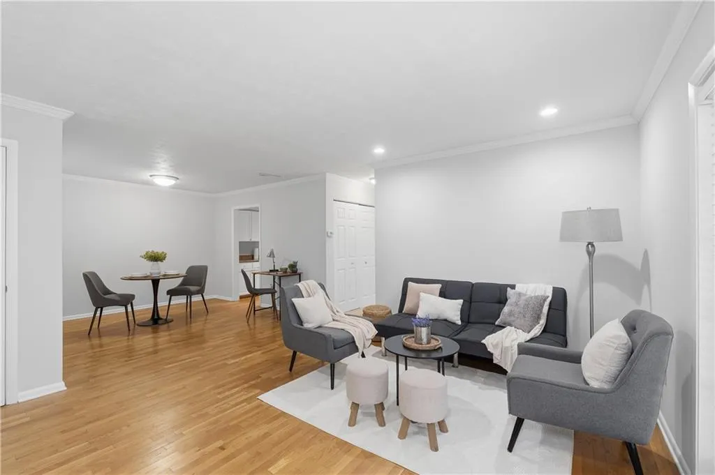 1150 Collier Road Nw Unit 6h, Atlanta, Georgia 30318, 1 Bedroom Bedrooms, 0 ,1 BathroomBathrooms,Residential,For Sale,1150 Collier Road Nw Unit 6h,7710545