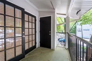 1150 Collier Road Nw Unit 6h, Atlanta, Georgia 30318, 1 Bedroom Bedrooms, 0 ,1 BathroomBathrooms,Residential,For Sale,1150 Collier Road Nw Unit 6h,7710545