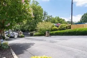 1150 Collier Road Nw Unit 6h, Atlanta, Georgia 30318, 1 Bedroom Bedrooms, 0 ,1 BathroomBathrooms,Residential,For Sale,1150 Collier Road Nw Unit 6h,7710545