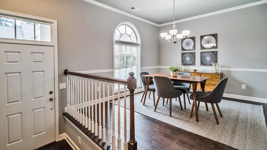 7375 Glisten Avenue, Atlanta, Georgia 30328, 3 Bedrooms Bedrooms, ,3 BathroomsBathrooms,Residential,Sold,7375 Glisten Avenue,5953577