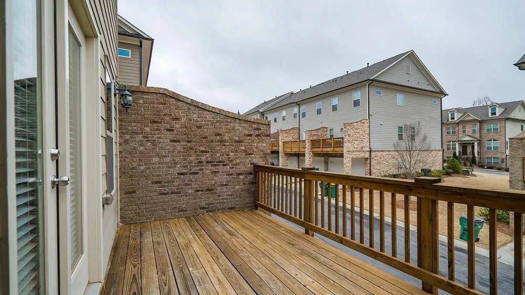 7375 Glisten Avenue, Atlanta, Georgia 30328, 3 Bedrooms Bedrooms, ,3 BathroomsBathrooms,Residential,Sold,7375 Glisten Avenue,5953577