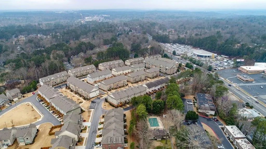 7375 Glisten Avenue, Atlanta, Georgia 30328, 3 Bedrooms Bedrooms, ,3 BathroomsBathrooms,Residential,Sold,7375 Glisten Avenue,5953577