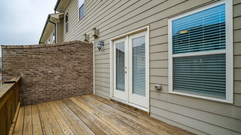 7375 Glisten Avenue, Atlanta, Georgia 30328, 3 Bedrooms Bedrooms, ,3 BathroomsBathrooms,Residential,Sold,7375 Glisten Avenue,5953577