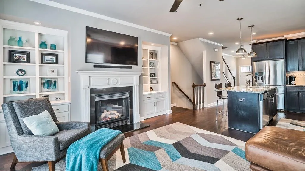 7375 Glisten Avenue, Atlanta, Georgia 30328, 3 Bedrooms Bedrooms, ,3 BathroomsBathrooms,Residential,Sold,7375 Glisten Avenue,5953577