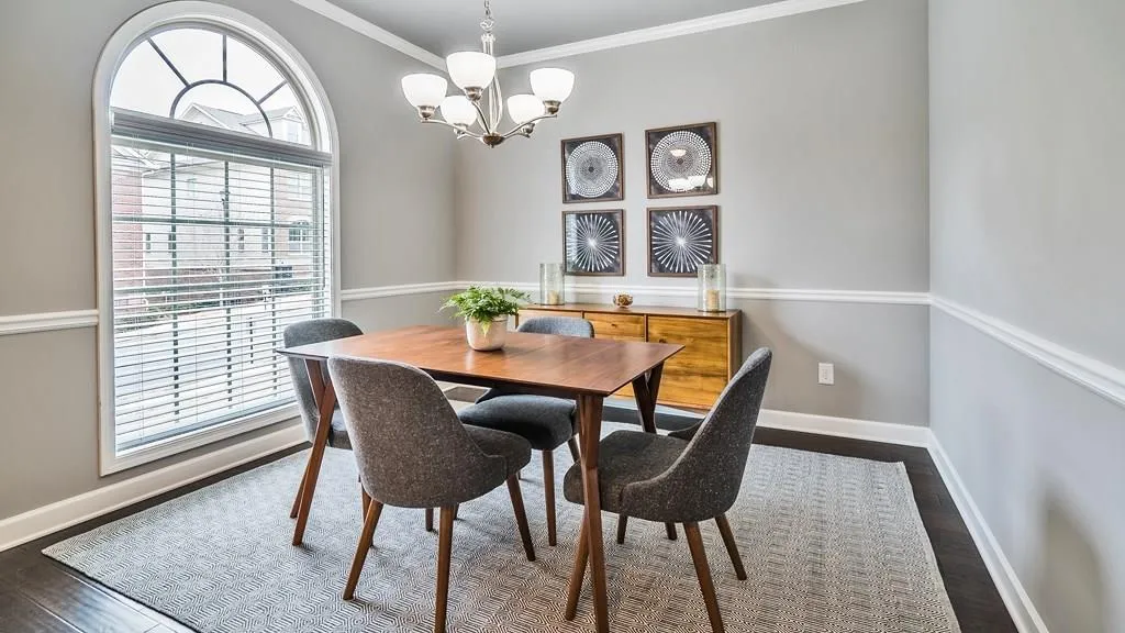 7375 Glisten Avenue, Atlanta, Georgia 30328, 3 Bedrooms Bedrooms, ,3 BathroomsBathrooms,Residential,Sold,7375 Glisten Avenue,5953577