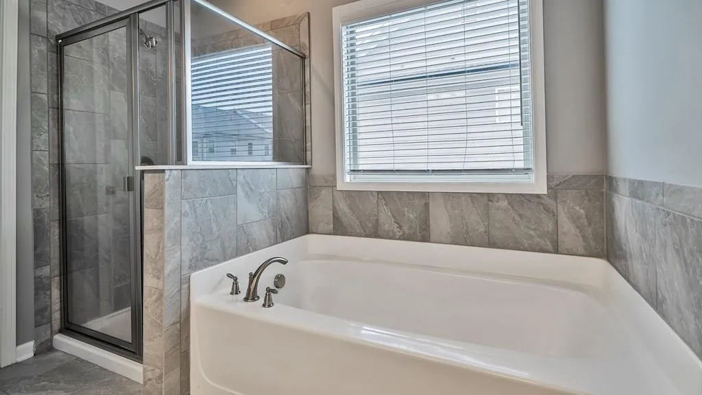 7375 Glisten Avenue, Atlanta, Georgia 30328, 3 Bedrooms Bedrooms, ,3 BathroomsBathrooms,Residential,Sold,7375 Glisten Avenue,5953577