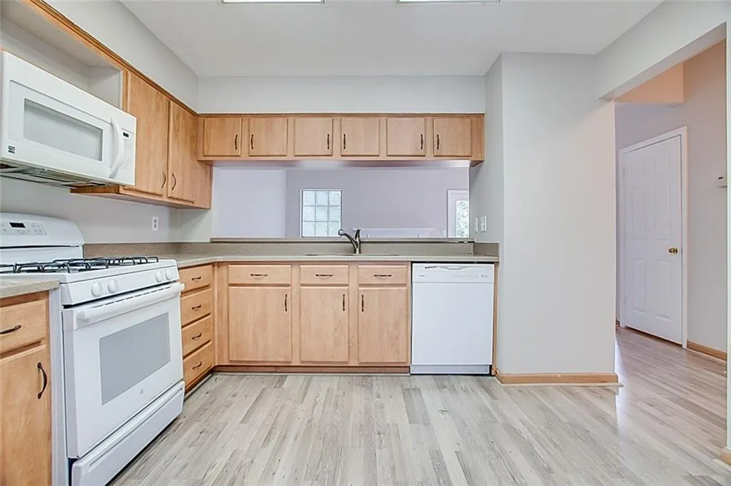 1108 Wedgewood Way, Atlanta, Georgia 30350, 3 Bedrooms Bedrooms, ,3 BathroomsBathrooms,Residential,Sold,1108 Wedgewood Way,6611606