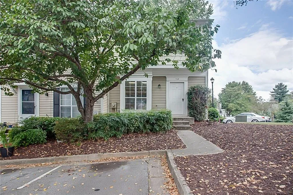 1108 Wedgewood Way, Atlanta, Georgia 30350, 3 Bedrooms Bedrooms, ,3 BathroomsBathrooms,Residential,Sold,1108 Wedgewood Way,6611606