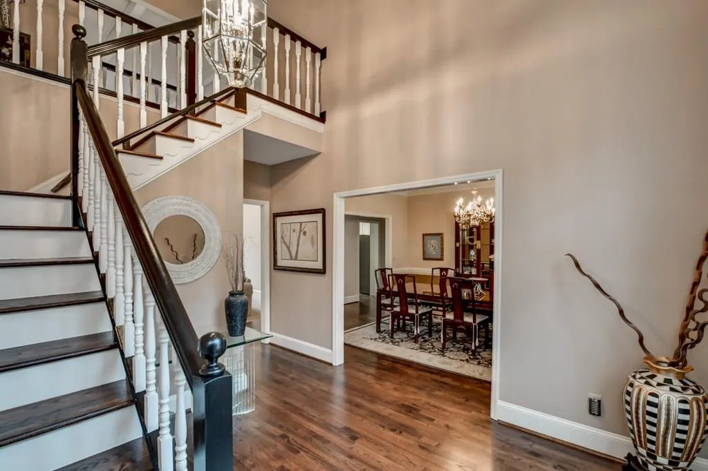 190 Wing Mill Road, Sandy Springs, Georgia 30350, 5 Bedrooms Bedrooms, ,4 BathroomsBathrooms,Residential,Sold,190 Wing Mill Road,5974923